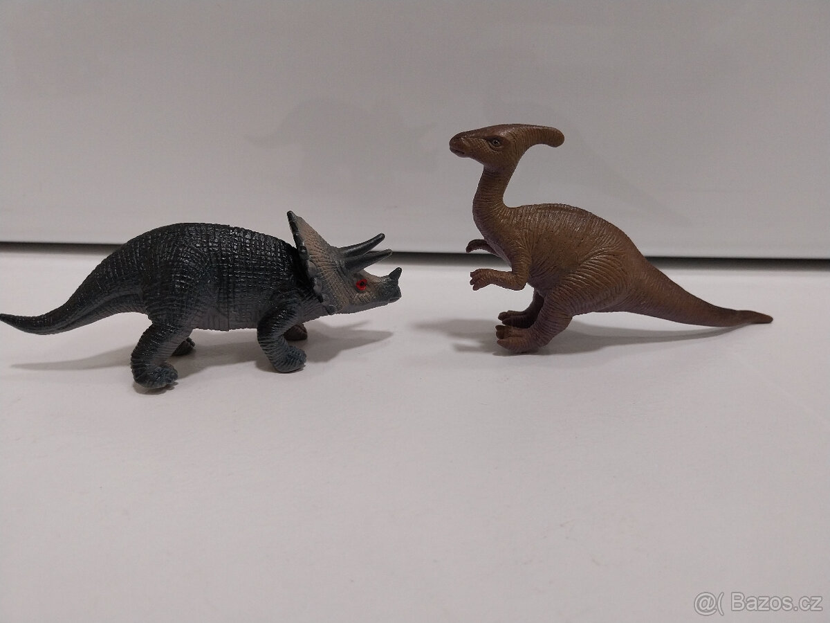 Stádo dinosaurů - délka až 30 cm - 13