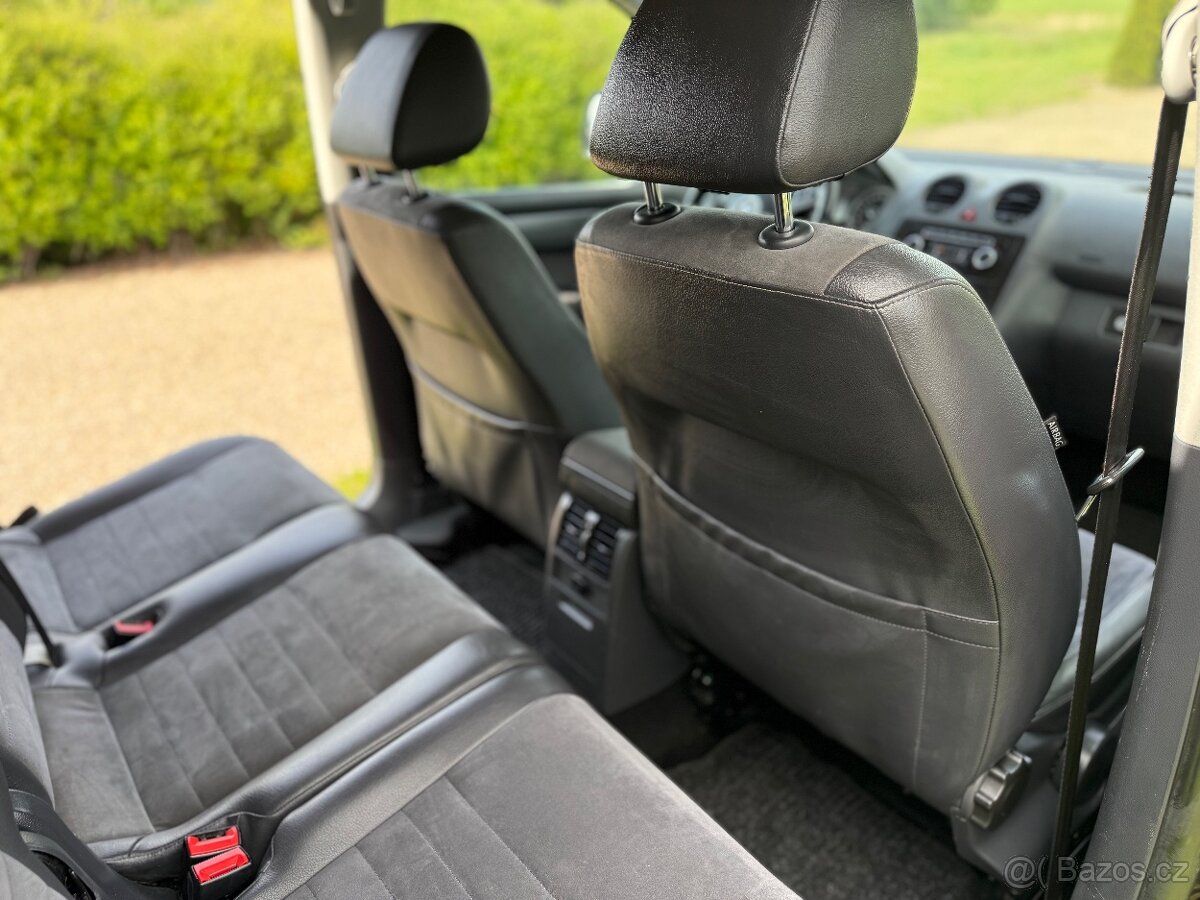 Vw Caddy Maxi HIGHLINE,7Míst,Navi,Alu,Park.senzor - 13