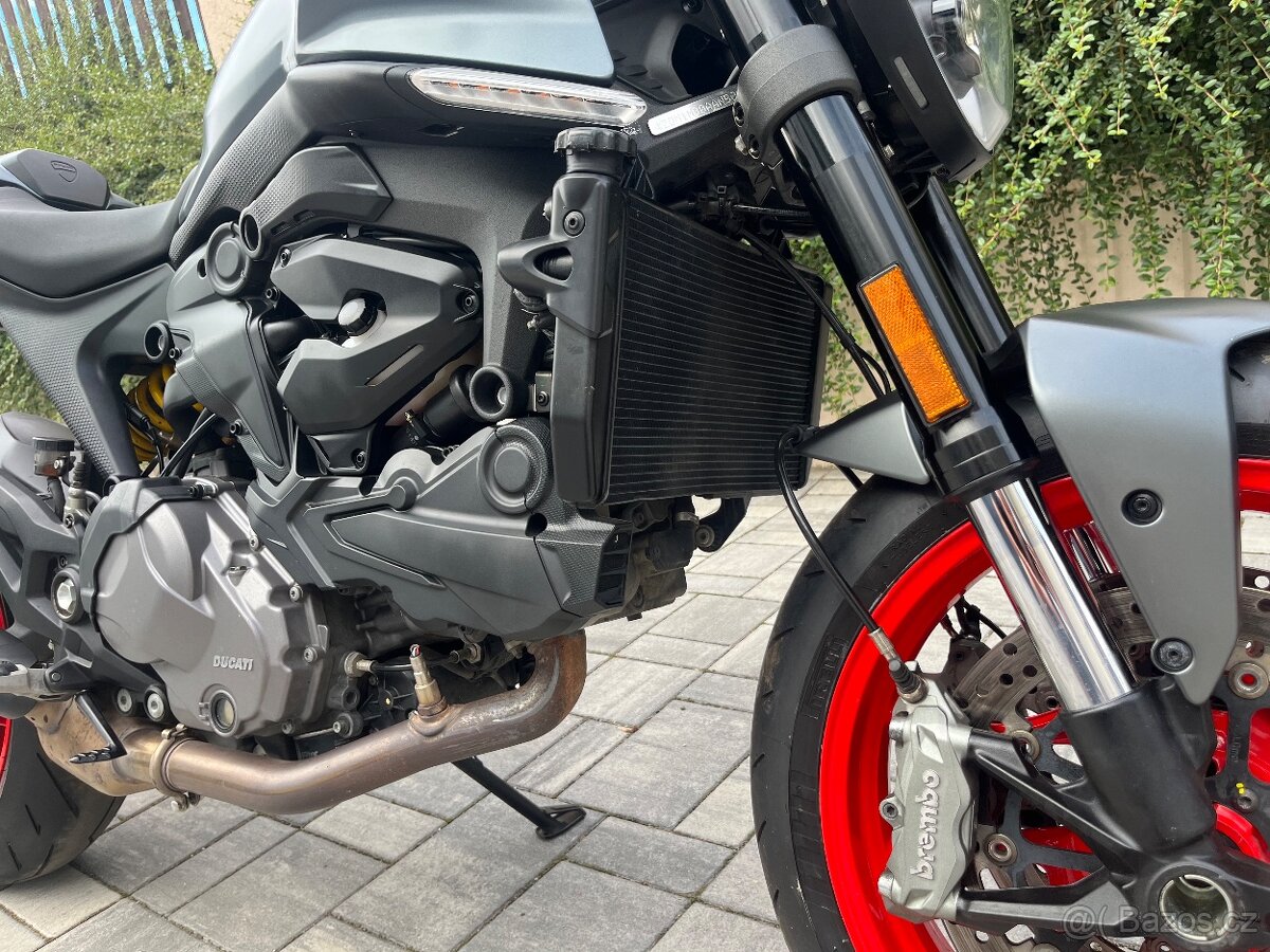 Ducati Monster 937 - 13