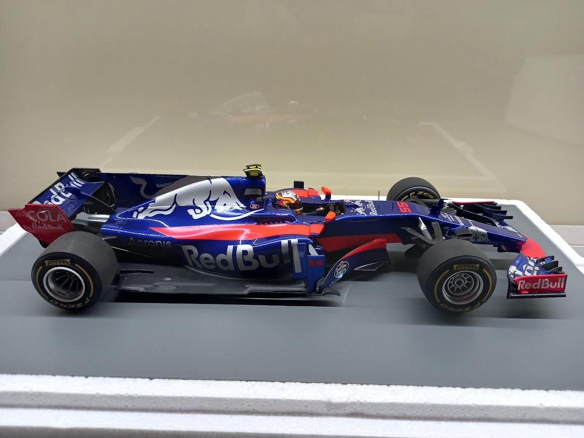 F1 TORO ROSSO STR12 AUSTRÁLIE 2017 CARLOS SAINZ SPARK 1:18 - 13