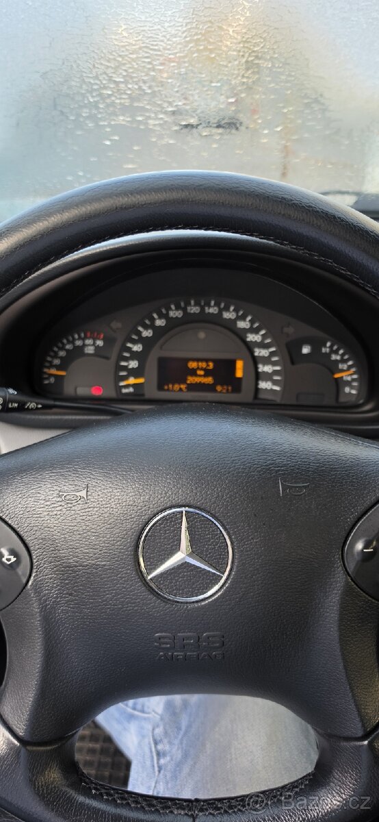 Mercedes benz - 13