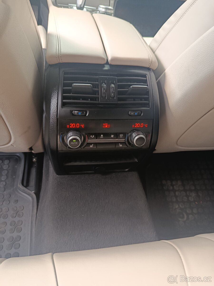 BMW F11 535xD - 13