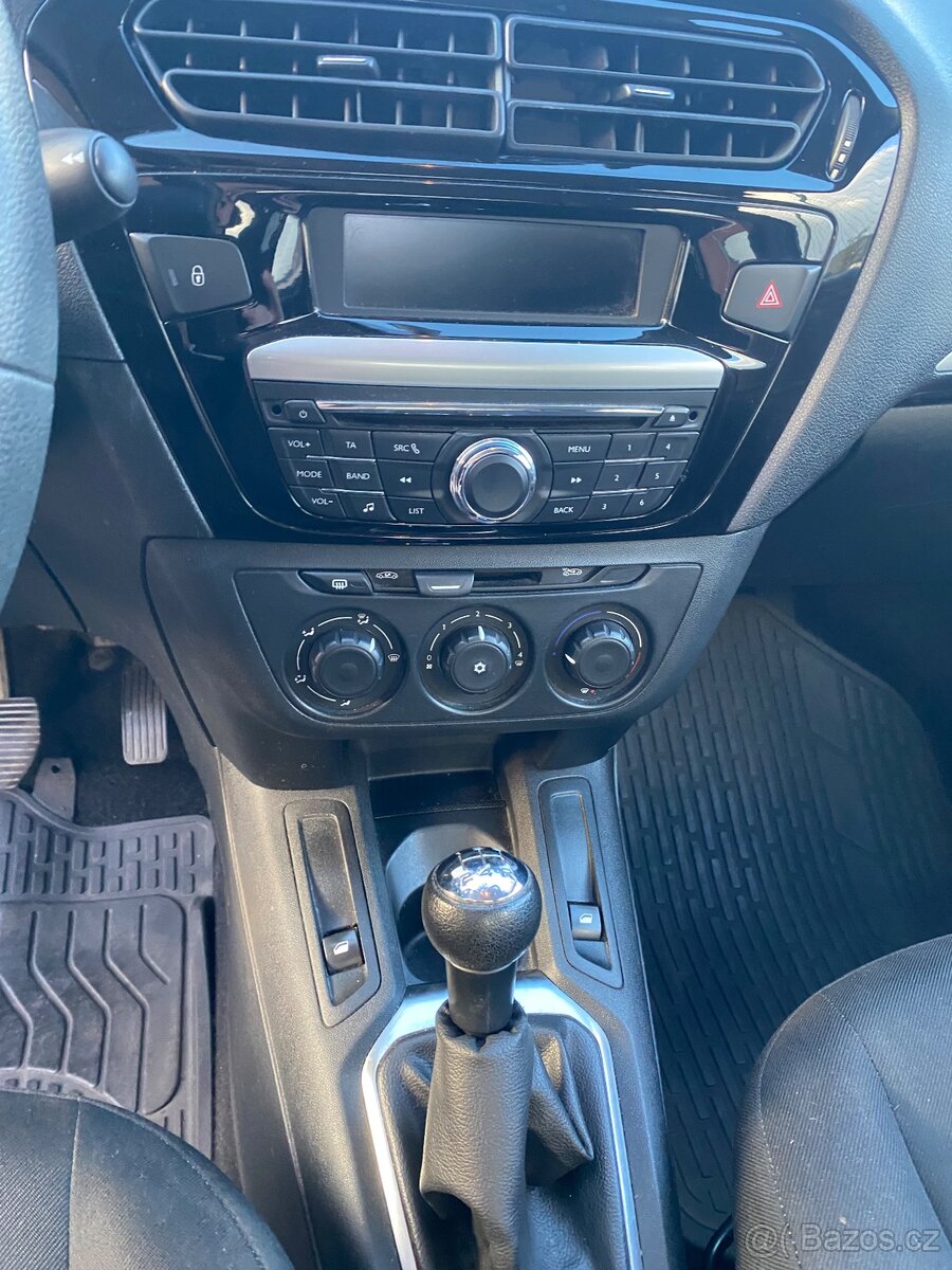 Peugeot 301 1.6 VTi - 13