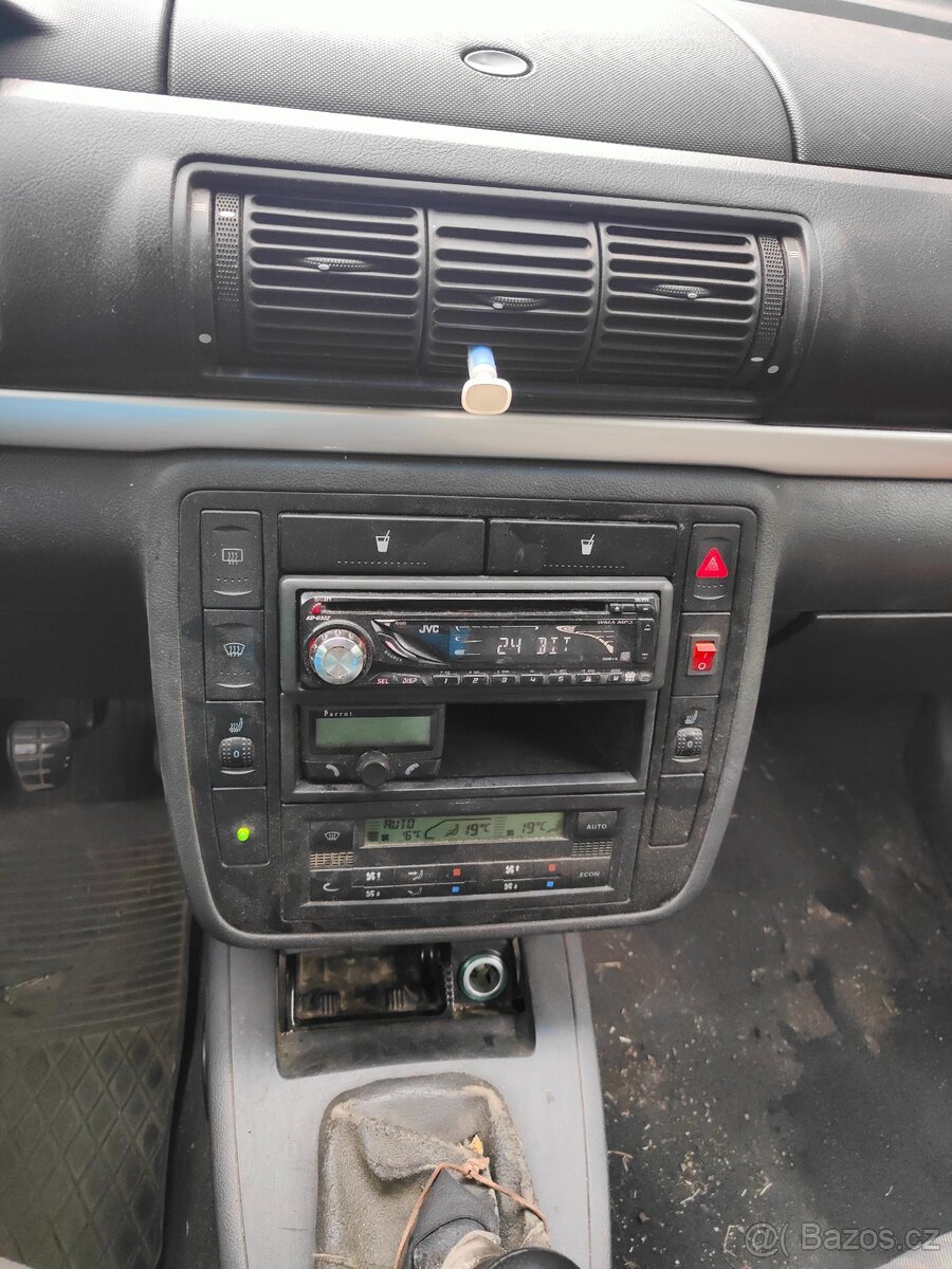 Ford Galaxy 1.9 96kw - 13