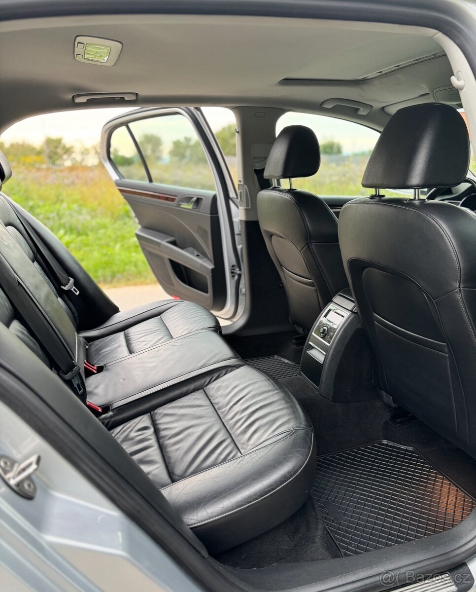ŠKODA SUPERB 1.9 TDI BEZ DPF ELEGANCE - 13