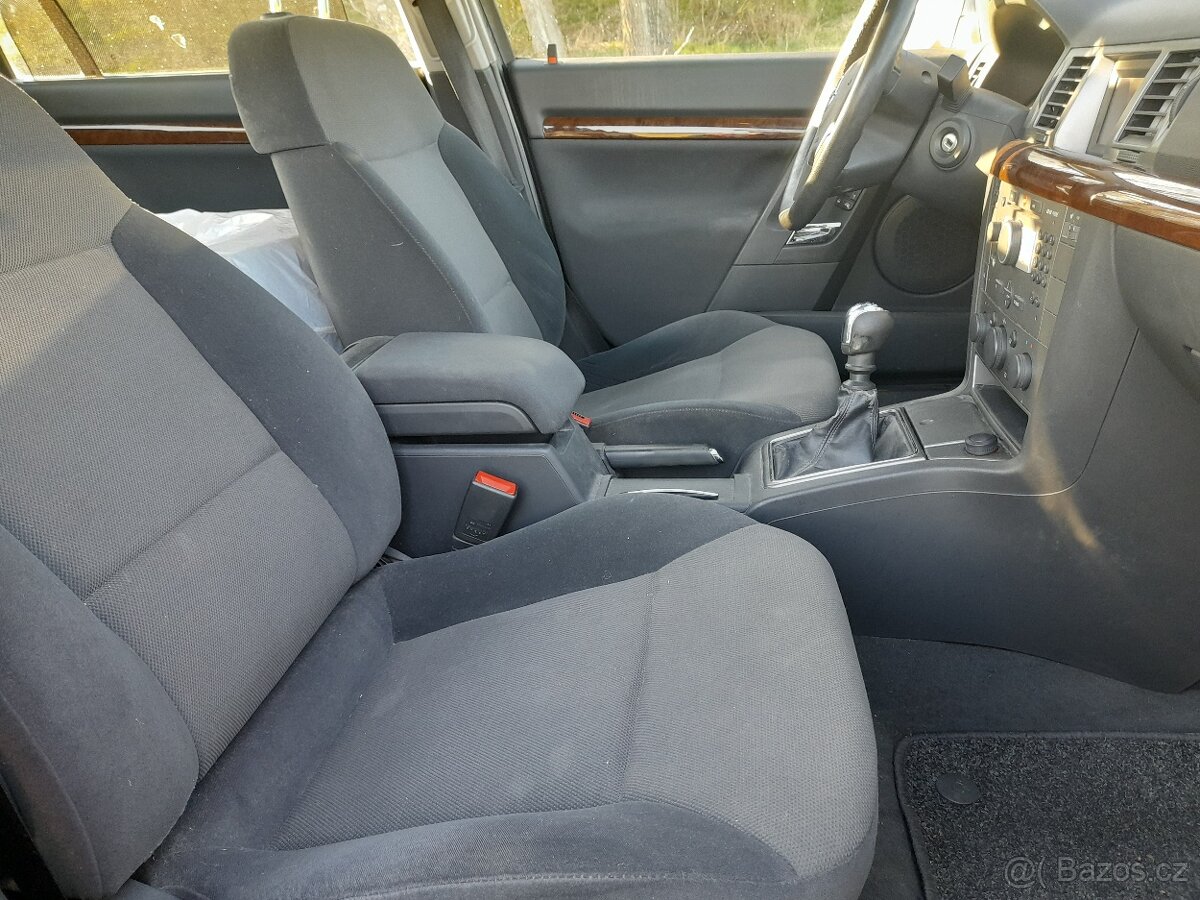 VECTRA 2.2, 114 KW, NOVÁ STK - 13