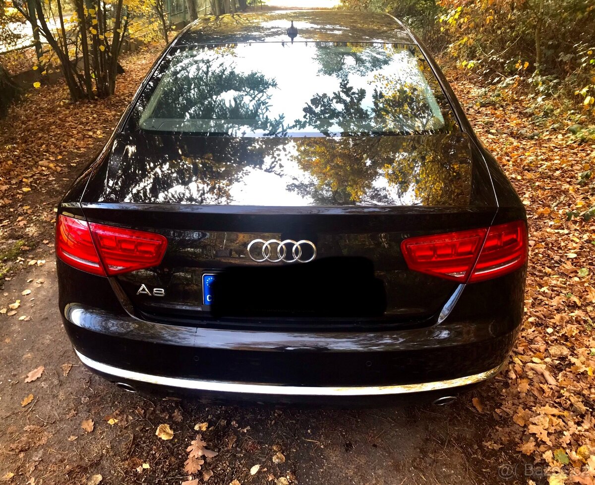 Audi A8 3.0tdi hybrid model 2013 Desing selection interiér - 13