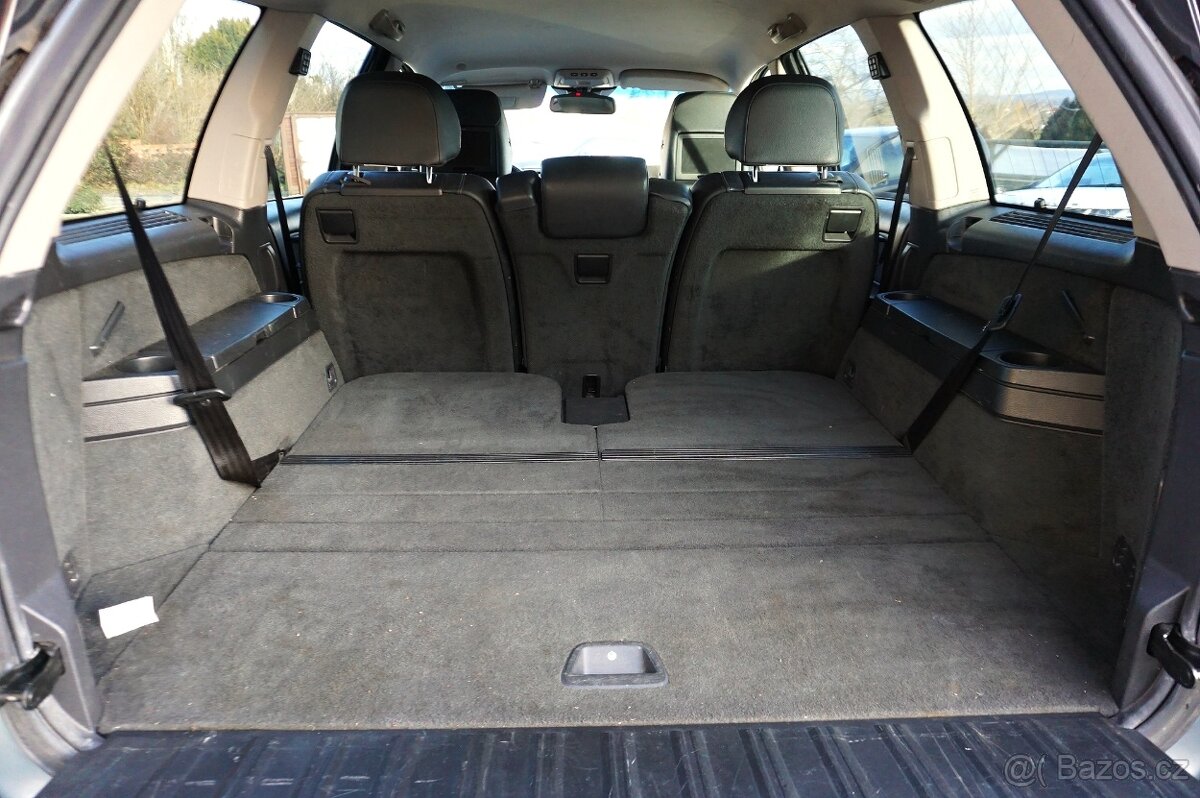 VOLVO XC90 2013 2,4D5 147KW 2013 7 MÍST MOMENTUM CZ - 13