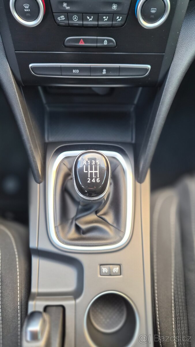 Renault Megane III 1.2 TCe (96kw) ■ jen 97000km - 13