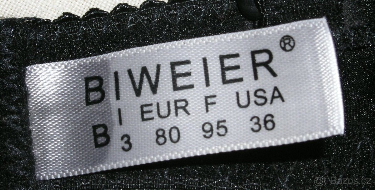 2 x motýlek,4 x lambáda,1 x podprsenka kus 50,- Kč - 13