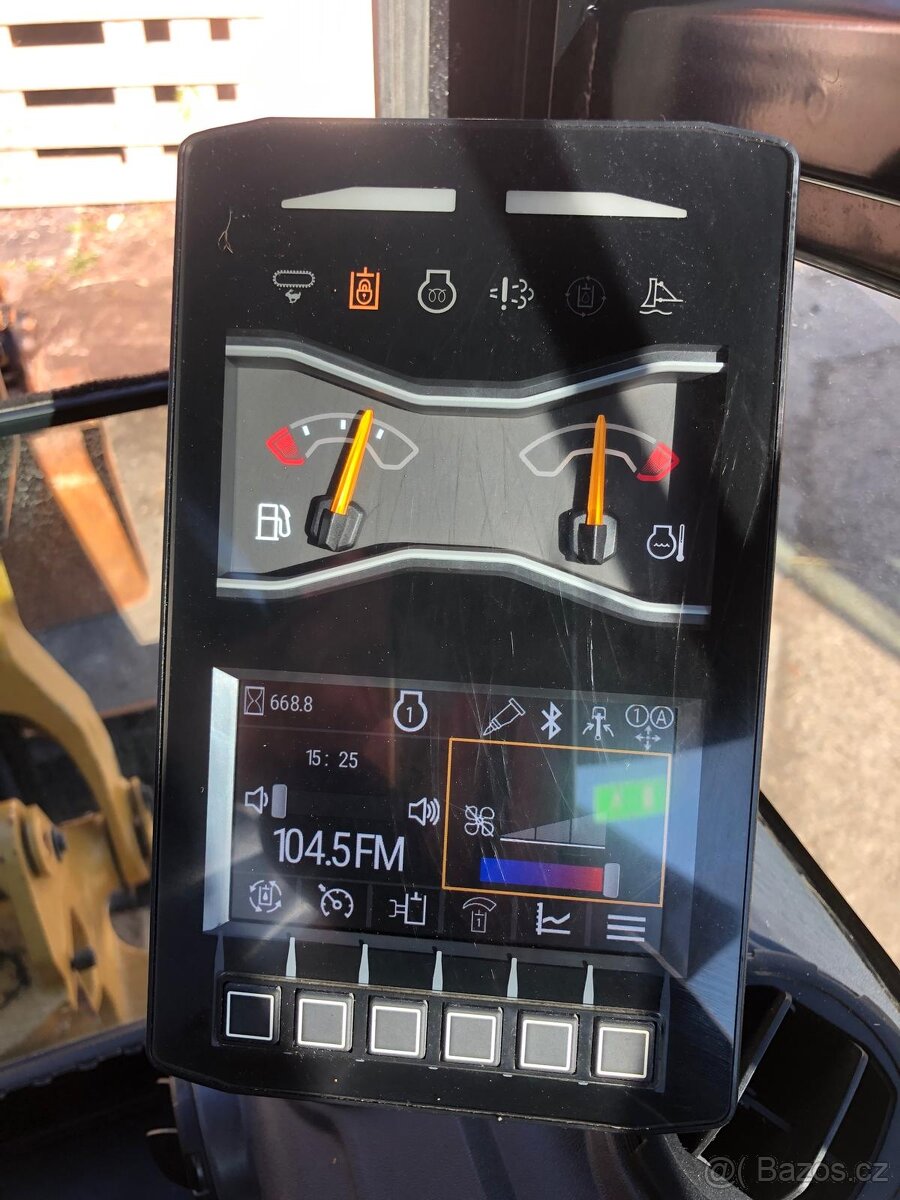 Caterpillar CAT 301.6 - 13