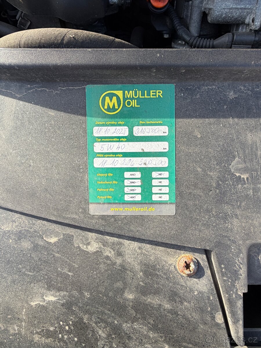 Volkswagen Passat Variant 2.0 TDI - 13