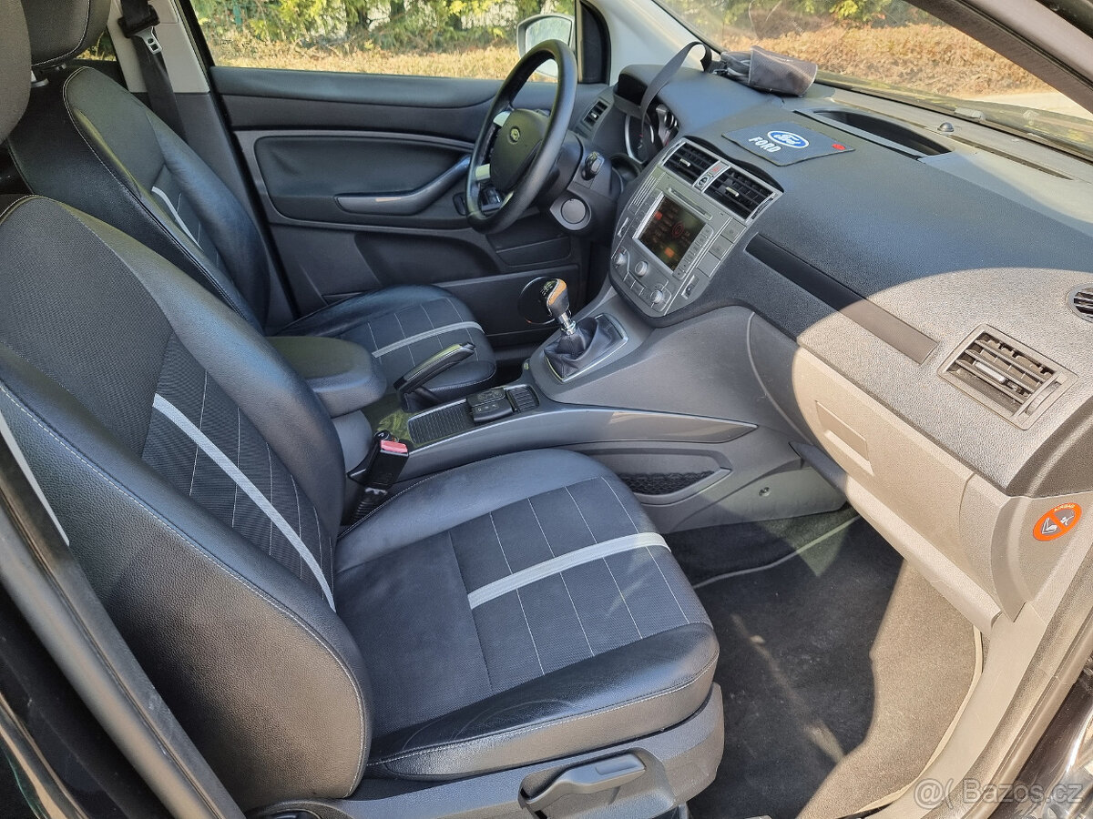 Ford Kuga 2.0 TDCi 120kW 4x4 - 13