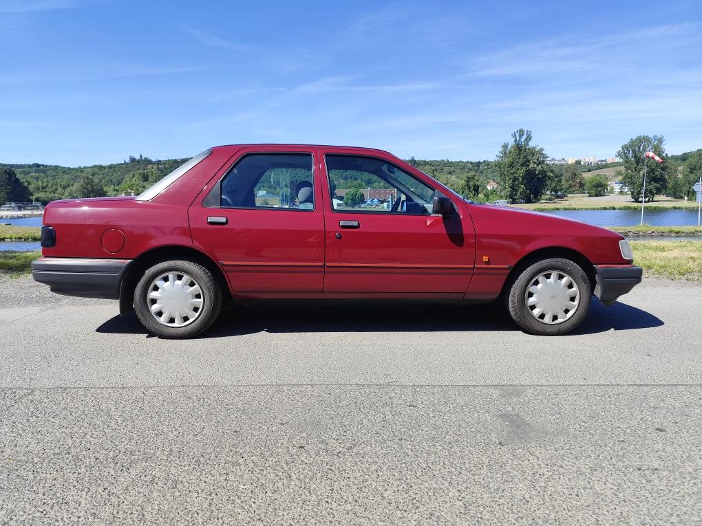Sierra 2.0i DOHC - 13