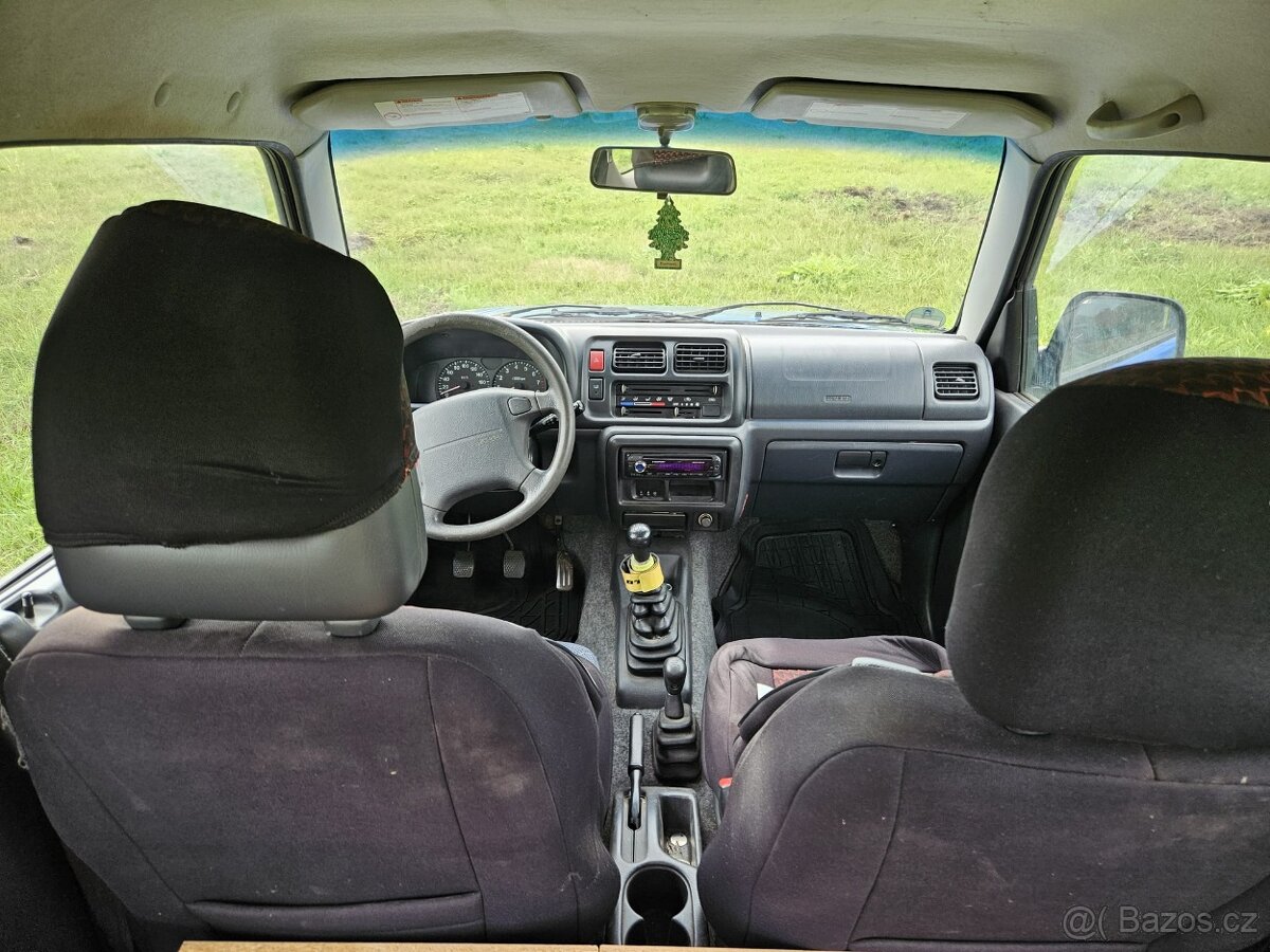 Suzuki Jimny 1,3 - 13
