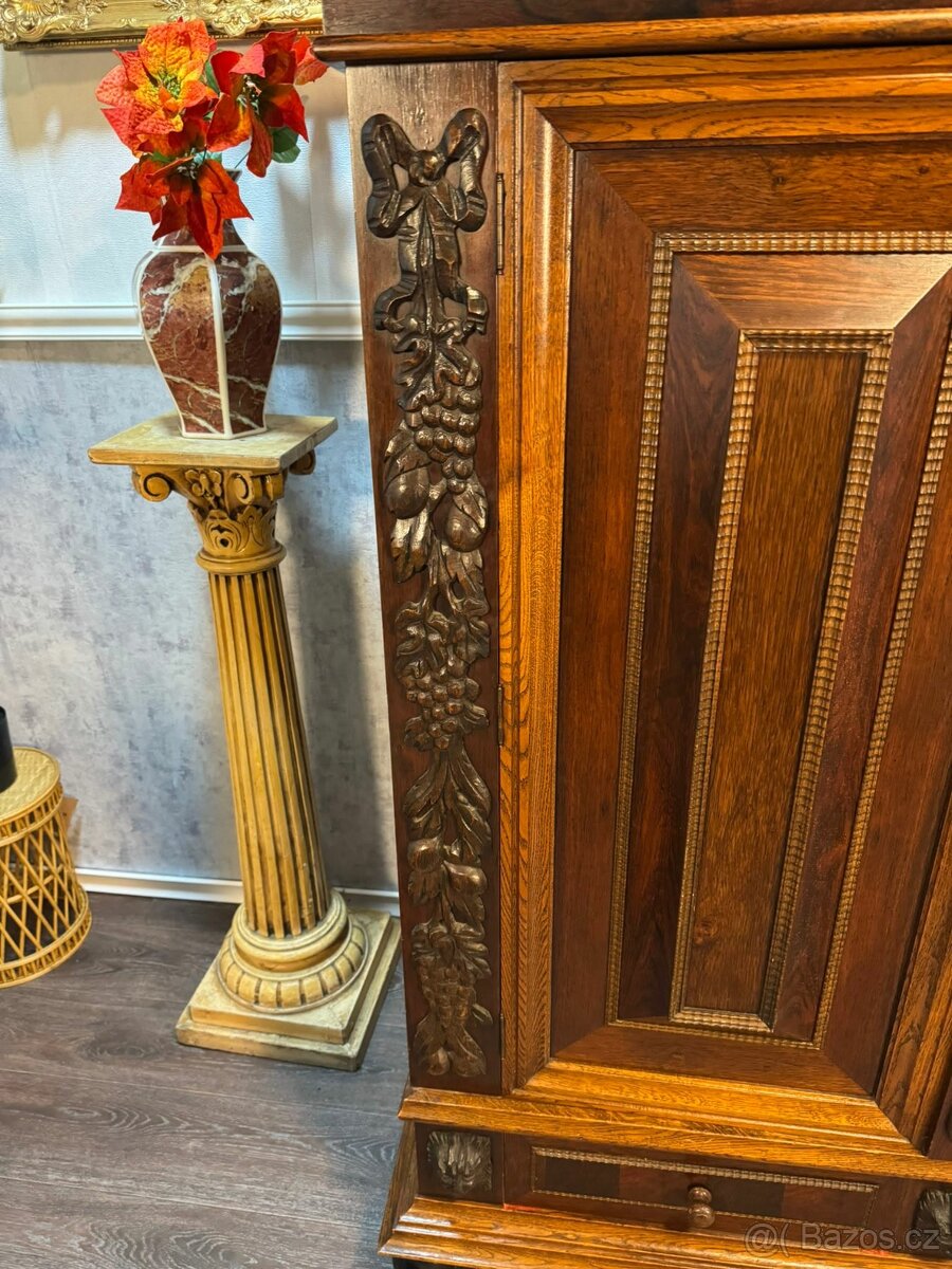 Monumentální skříň (141014) - 13