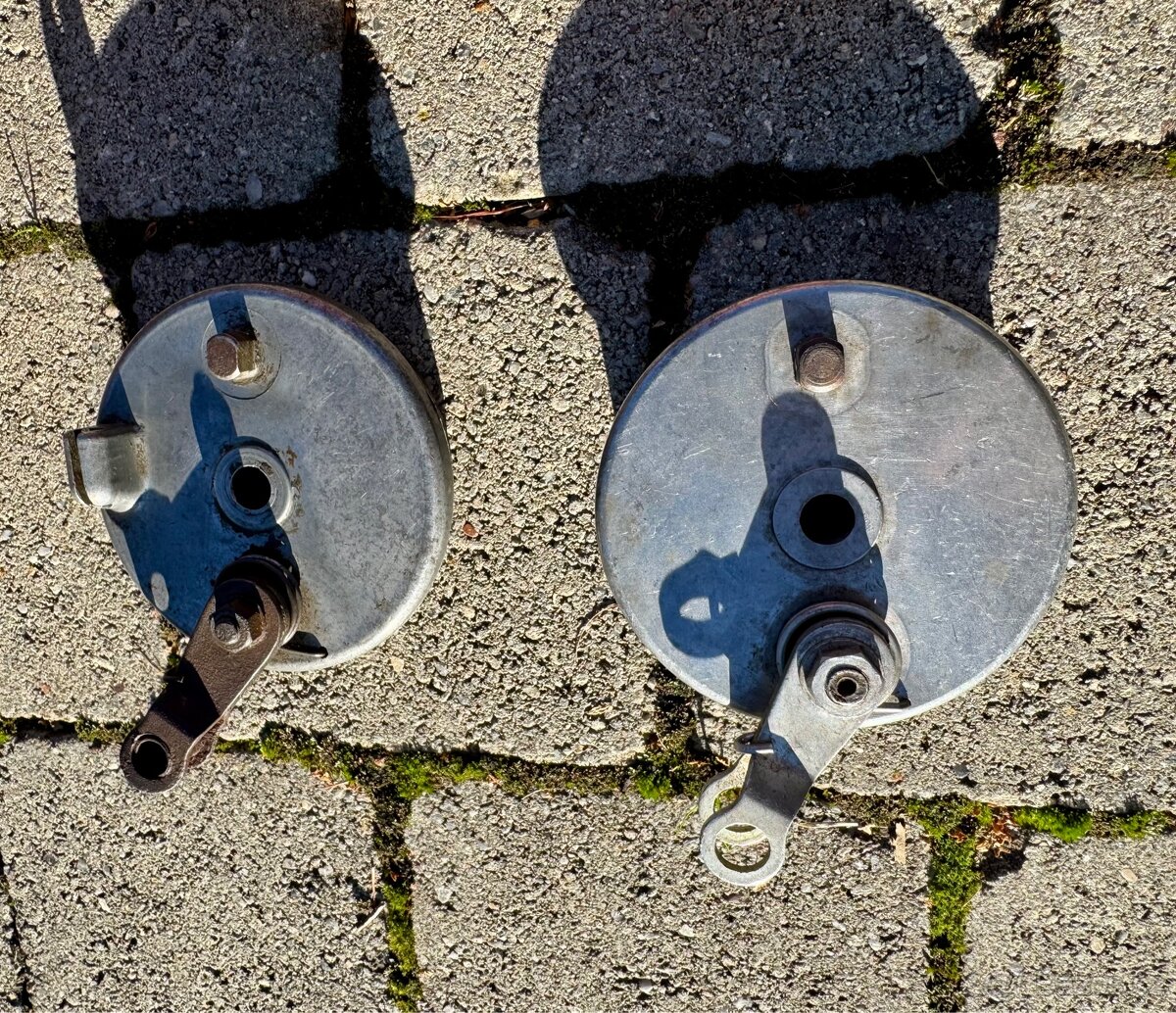 Stadion, Jawa 50 Jawetta - díly - 13