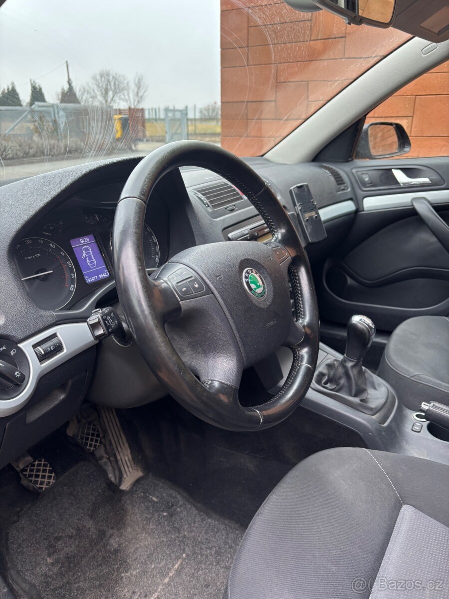 Škoda Octavia II, 1,9 Tdi - 13