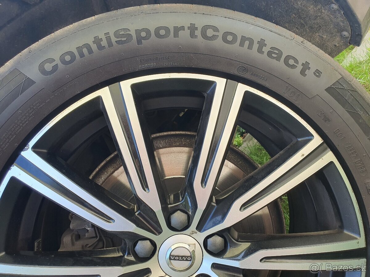 Predám Volvo XC60 D5 - 13