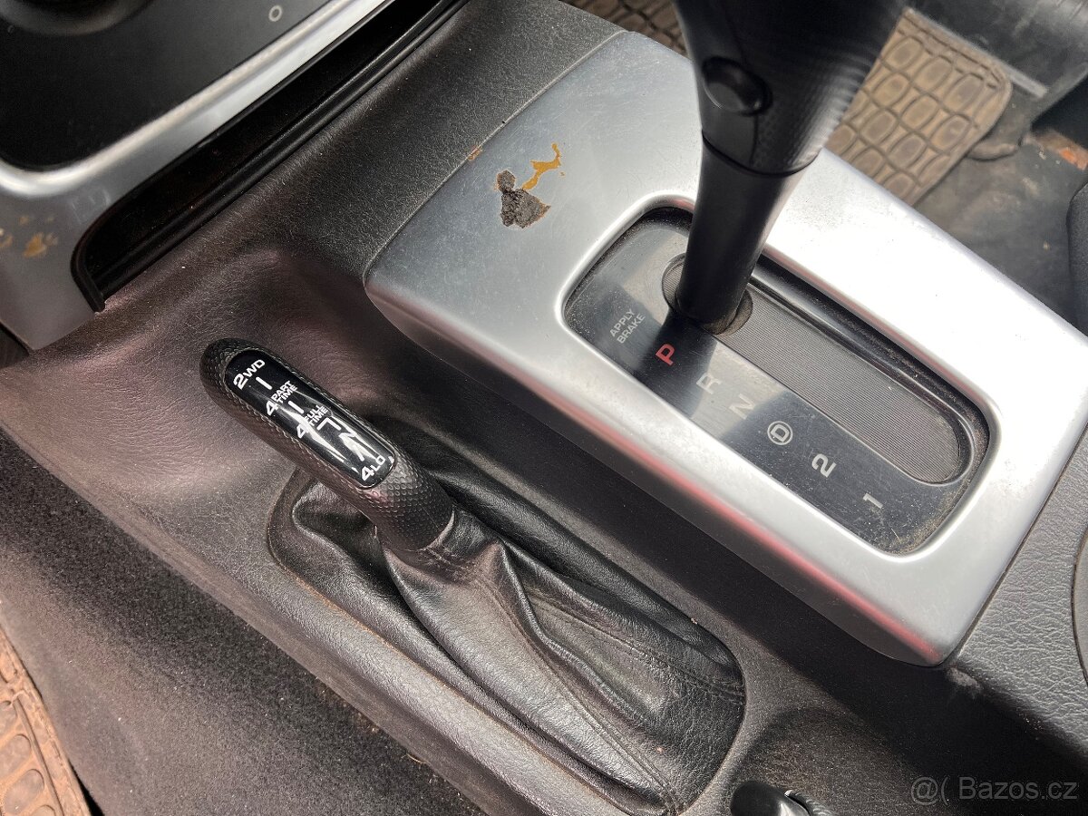 Jeep Cherokee KJ 2.8 CRD Automat 4x4 - 13