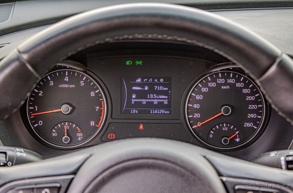 Kia Optima 2.0 120kW, silver MT/6 - 13