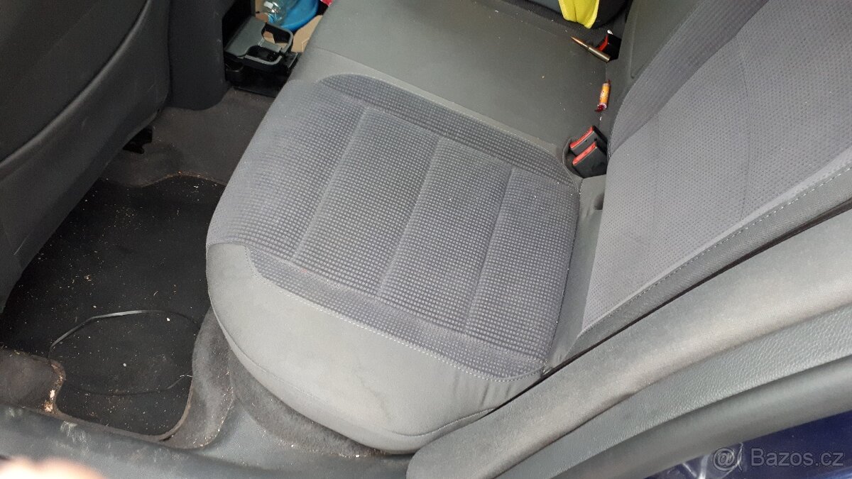 Volkswagen Jetta 1.9Tdi 77kw - 13