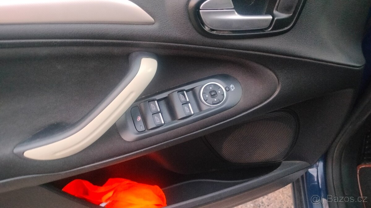 Ford S-max 2014,benzín - 13