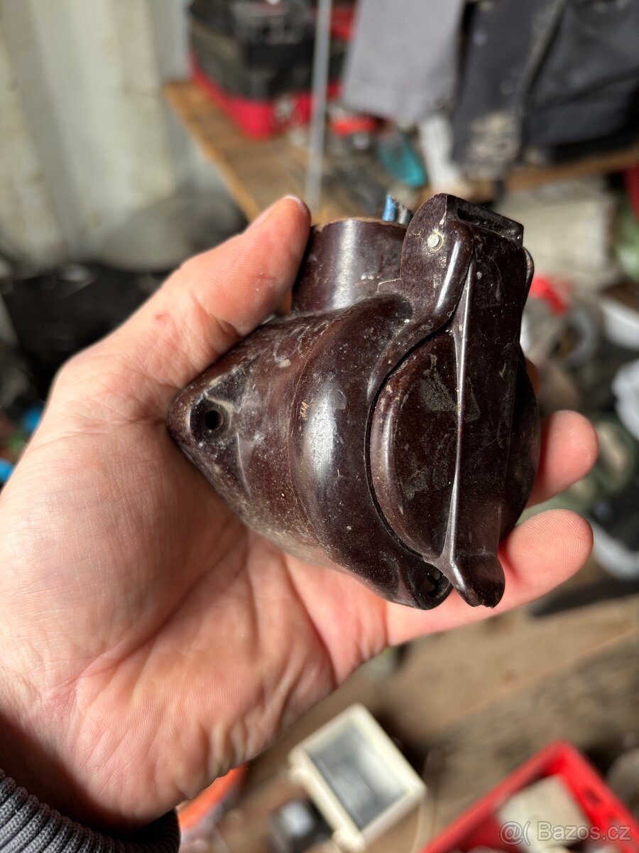 Elektroinstalační materiál- přebytky - 13