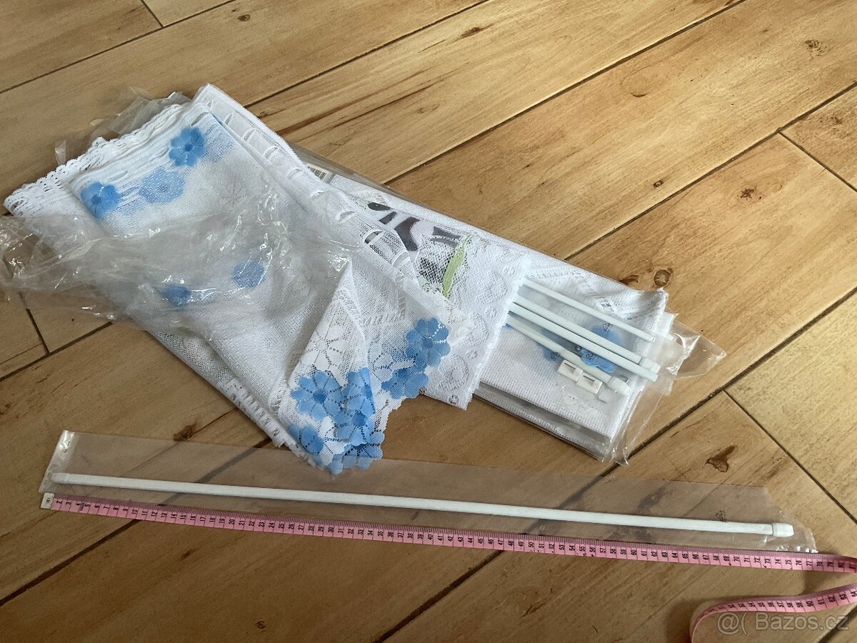 Nové- 7x malá záclonka z Lidlu- 160 x 50cm-cena za vše - 13