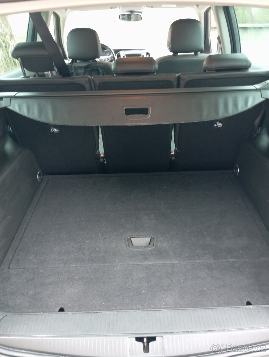 Opel Zafira tourer - 13