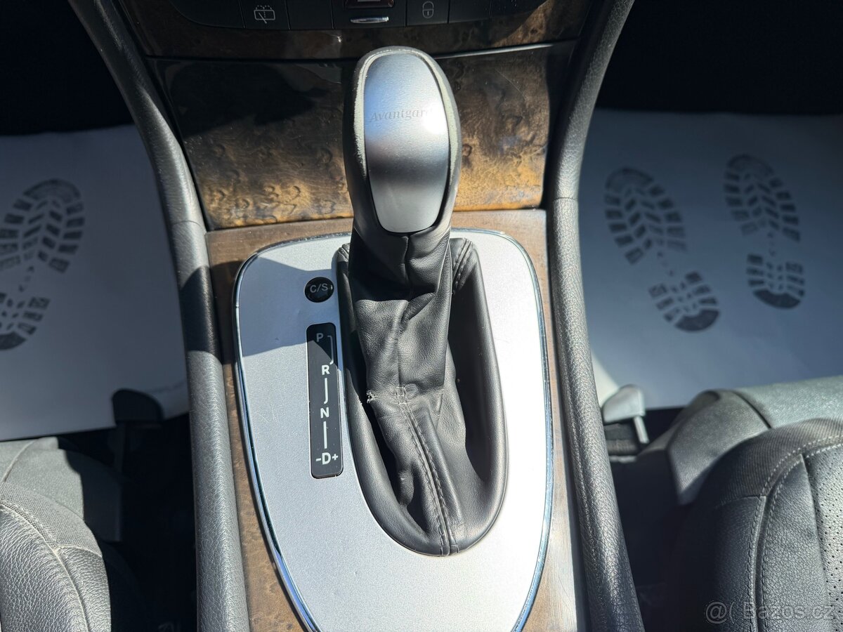 Mercedes-Benz E 280 CDI Avantgarde - 13