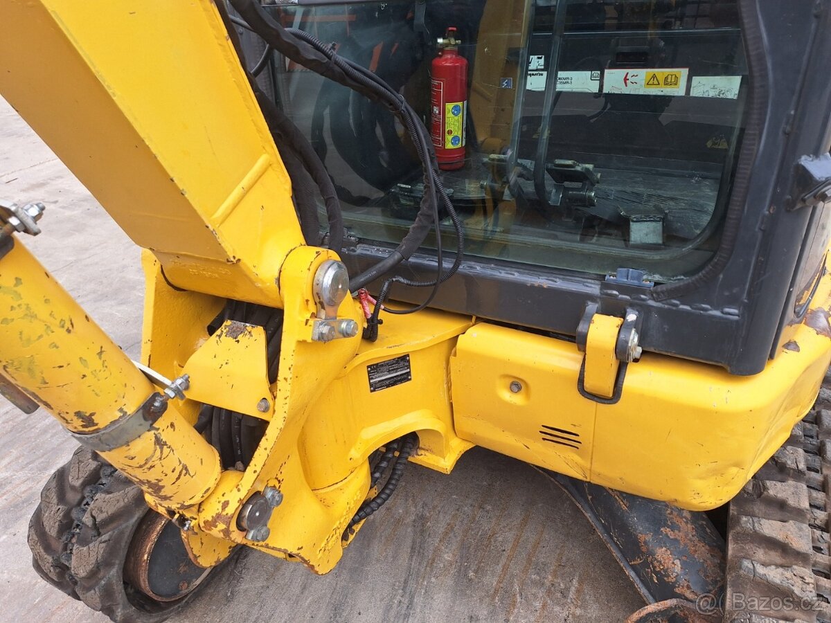 KOMATSU PC 35 MR - 3 - 13