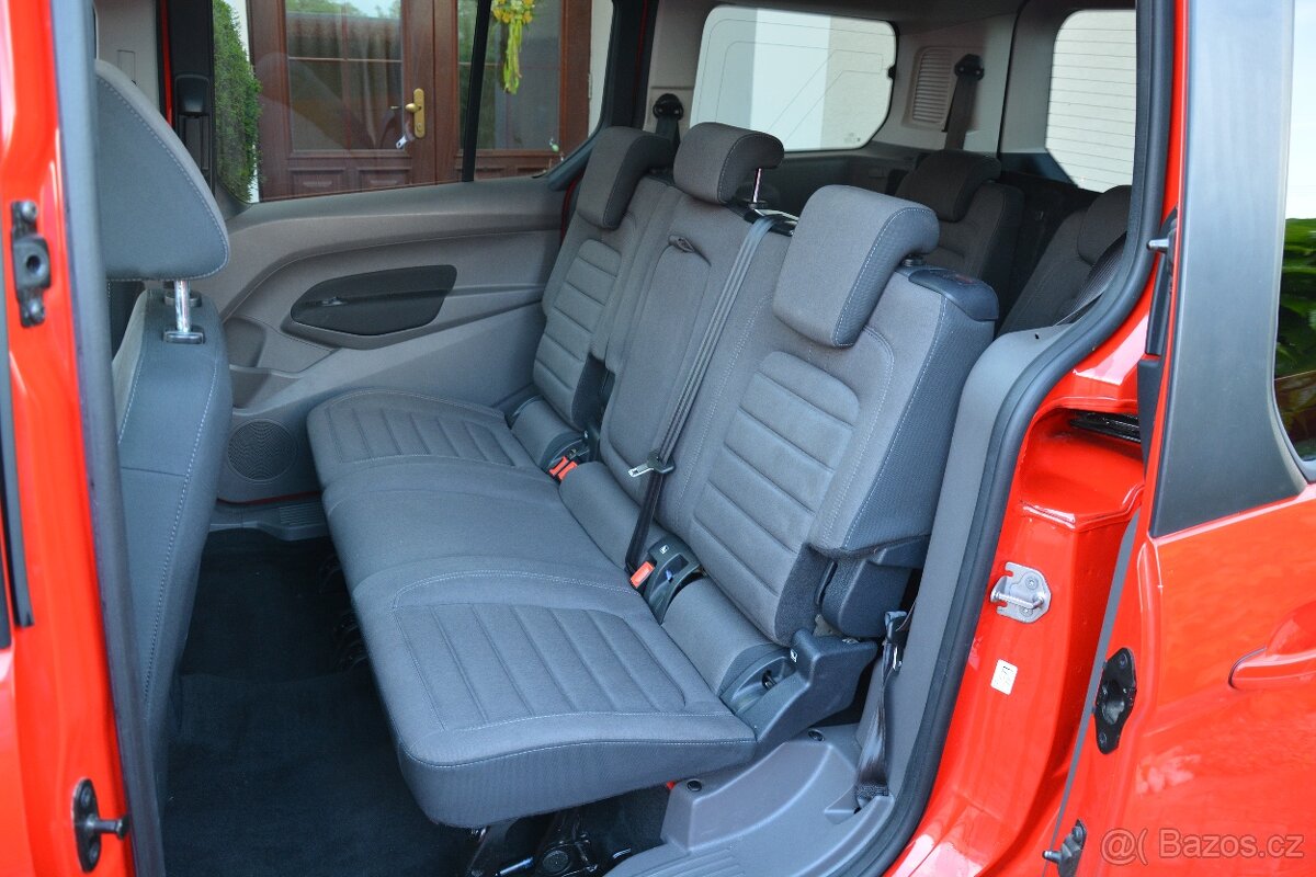 Ford Grand Tourneo Connect 1.5 TDCI TITANIUM PANORAMA 1 MAJ - 13