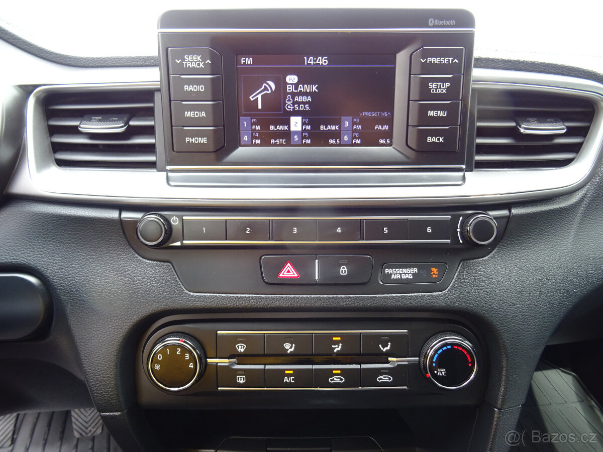 Kia Ceed 1.0i,88kW,1majČR,S.kniha,klima,89tkm - 13