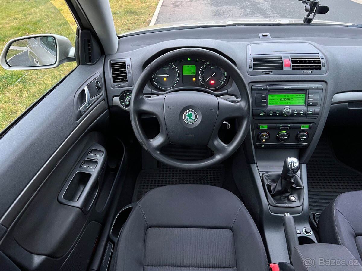 Škoda Octavia 2 1.9TDI 77kw Najeto 235 tis. km - 13