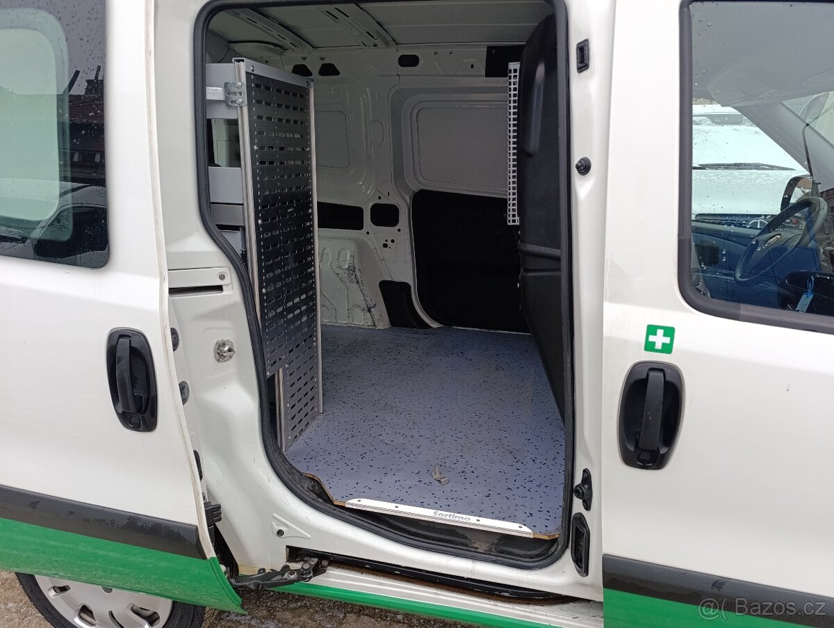 Fiat Doblo Cargo CNG 125tkm - 13