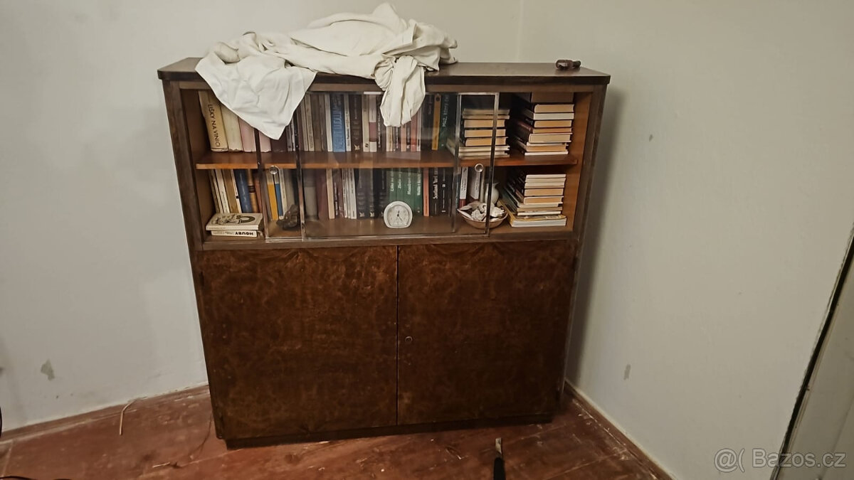 Starší nábytek - 13