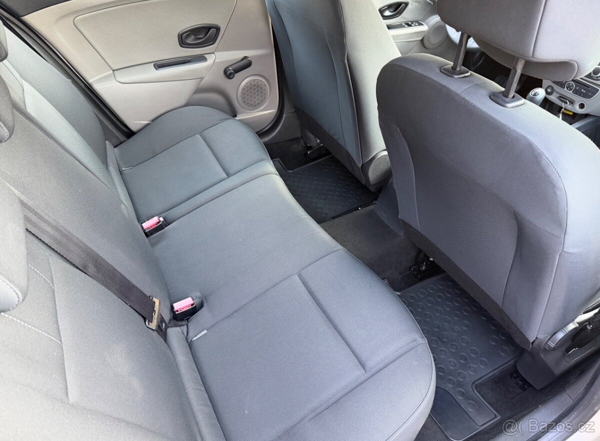 Renault Megane III. - 1.6 16V - 2010 - combi - 13