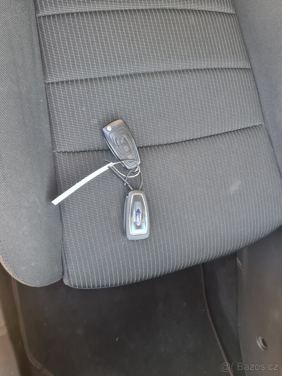 Ford Mondeo - 13
