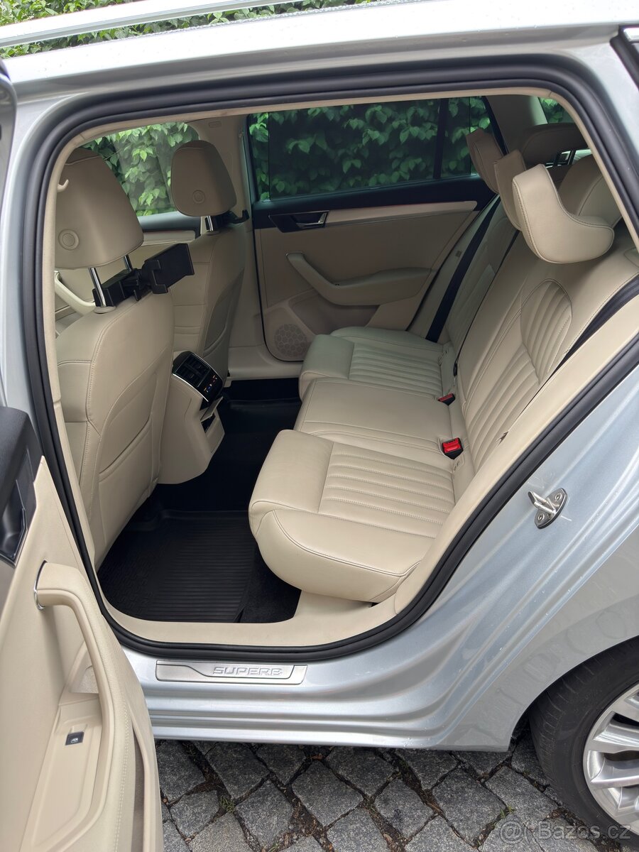 Škoda Superb 2021 Laurin&Klement - 13