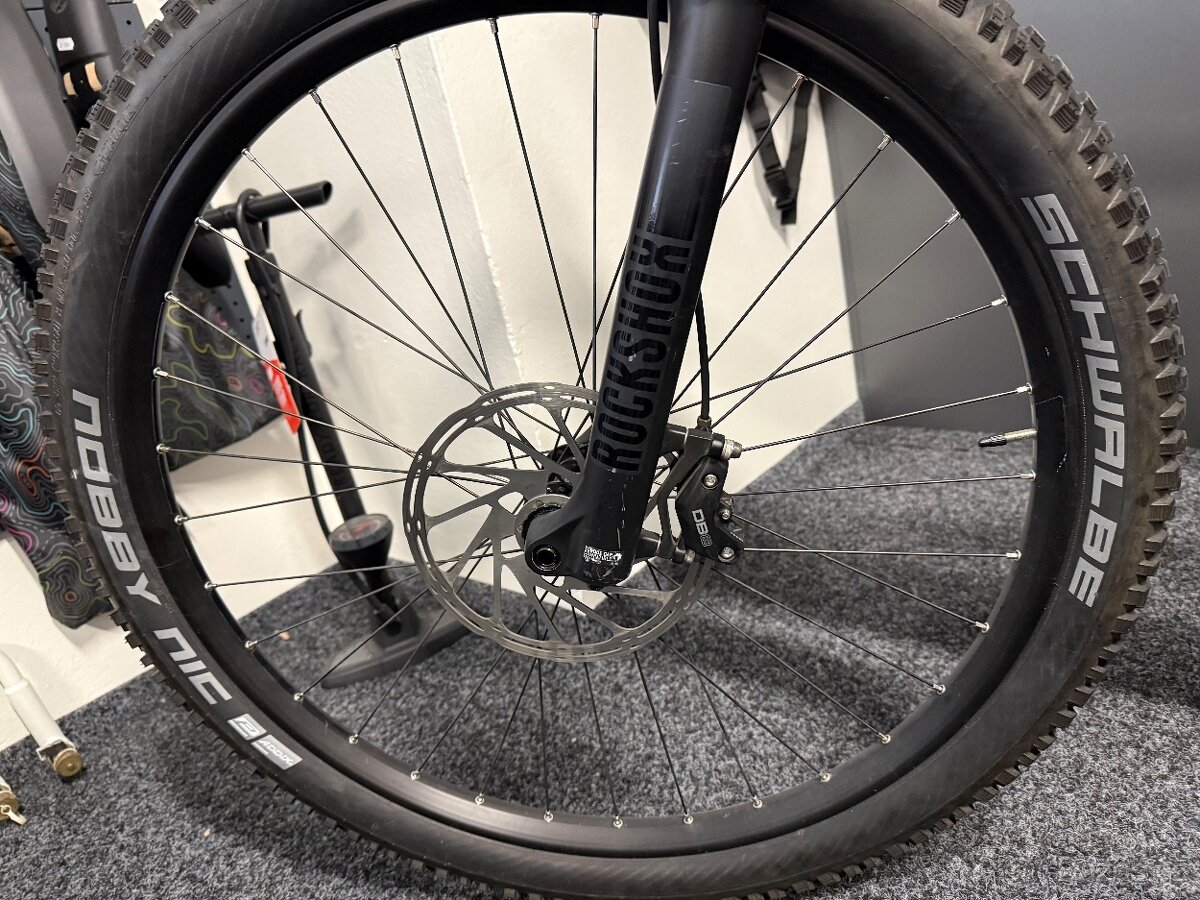 CUBE Stereo Hybrid 140HPC RACE 625 vel.M 1696 KM KARBON - 13