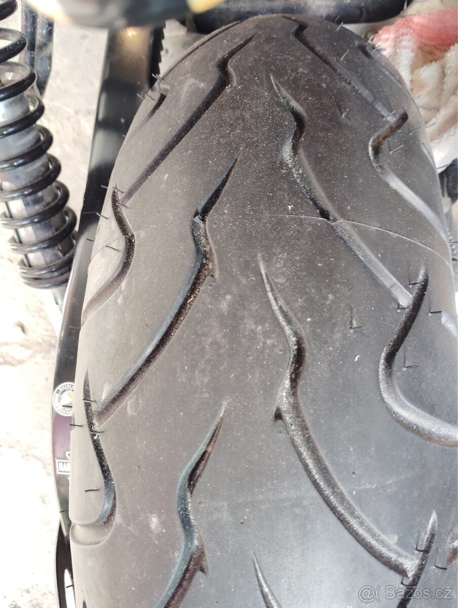 Harley Davidson v rod - 13