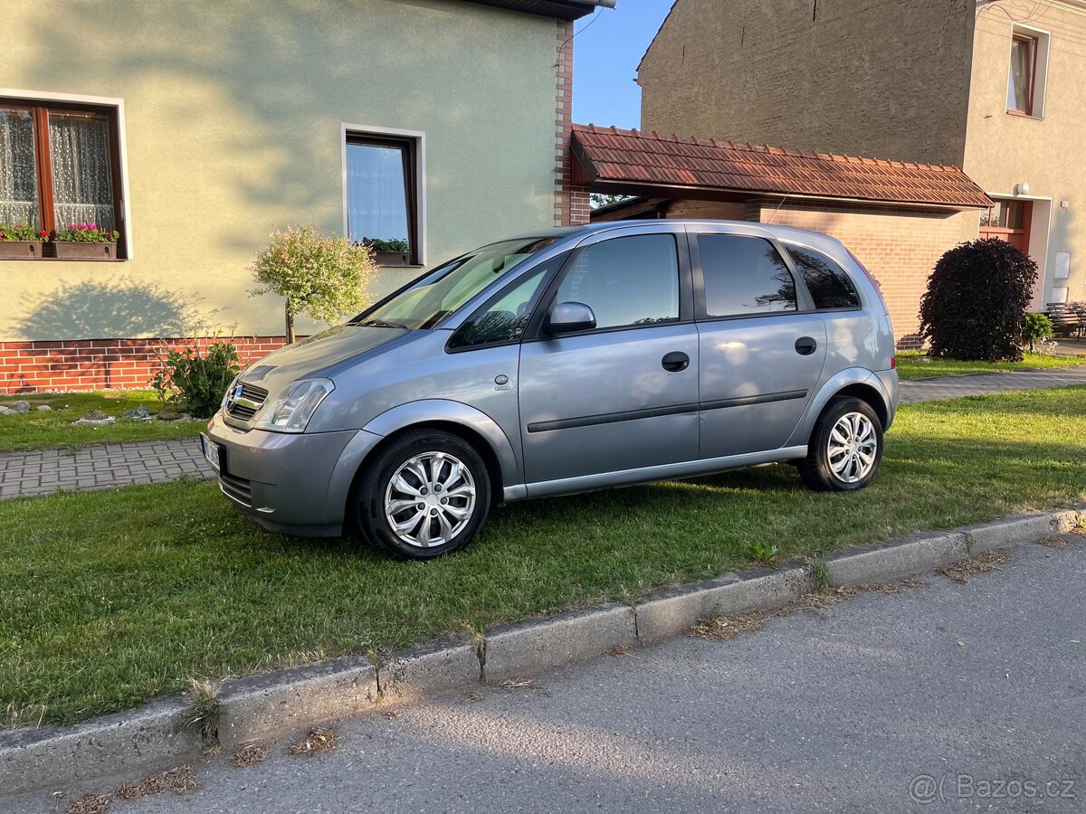 Opel Meriva 1.7CDTI - 13