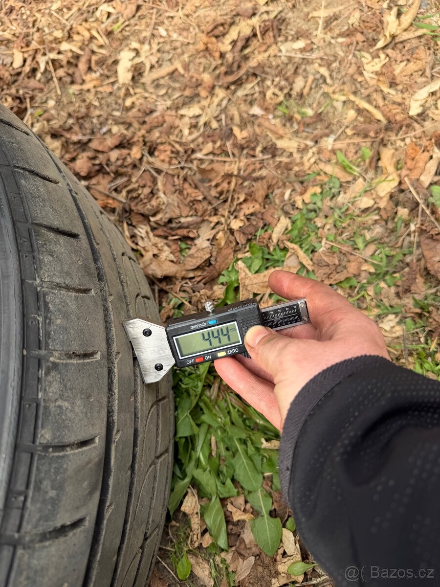 Sada letních pneu 215/55R17 - 13