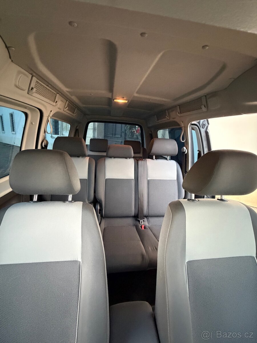Vw Caddy Maxi TDi, DSG - 13