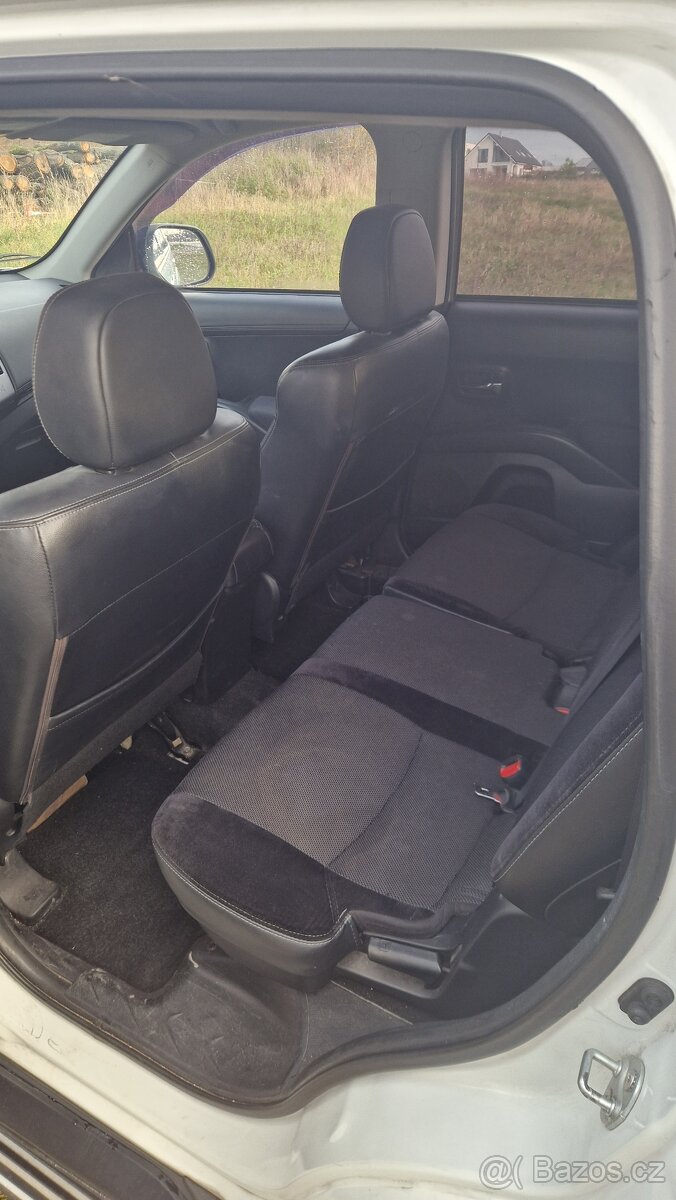 Peugeot 4007 2.2 hdi 115kw - 13