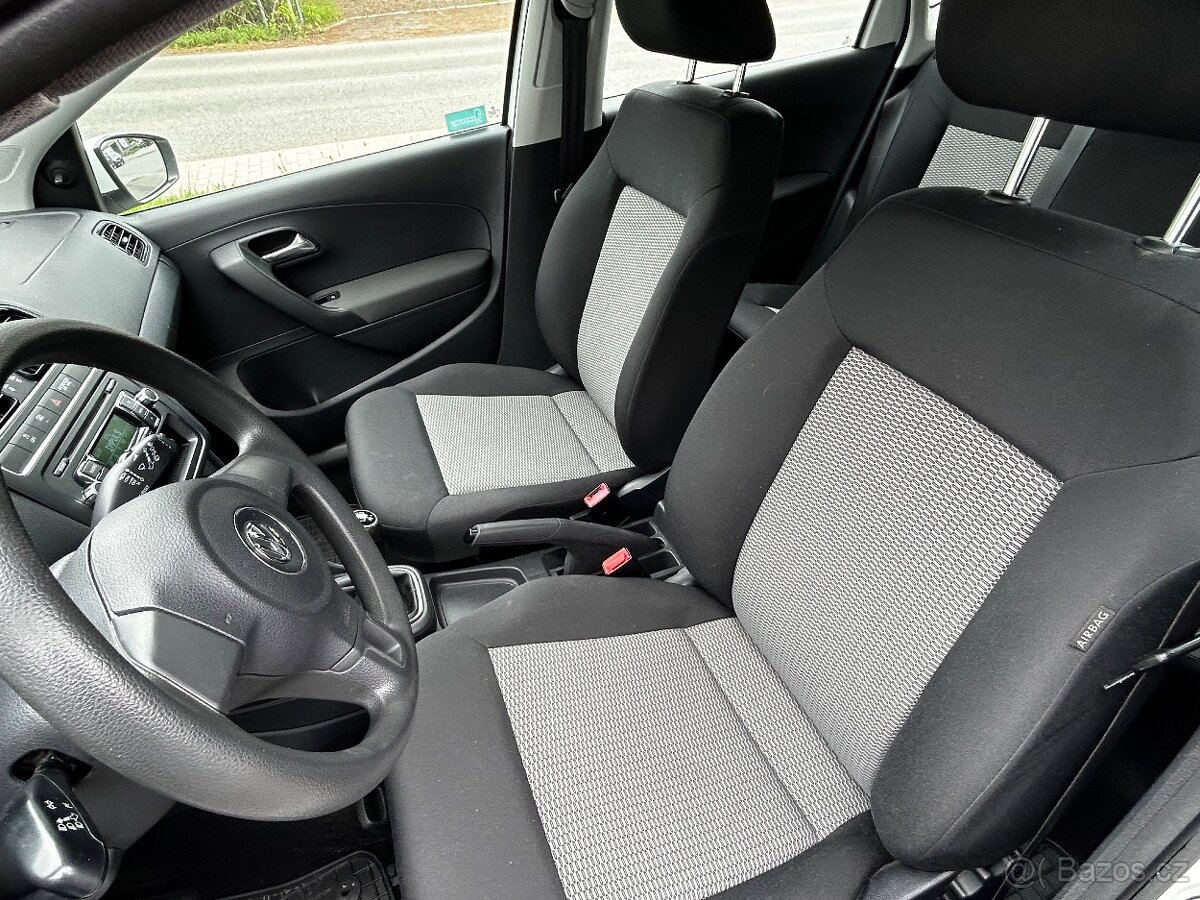 Volkswagen Polo - 13