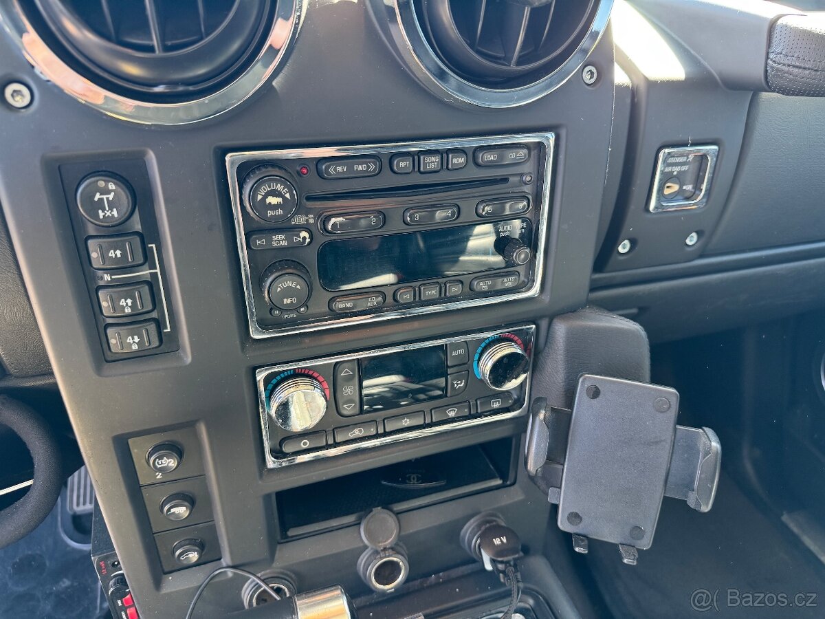 Hummer H2, Luxury výbava, Bose - 13