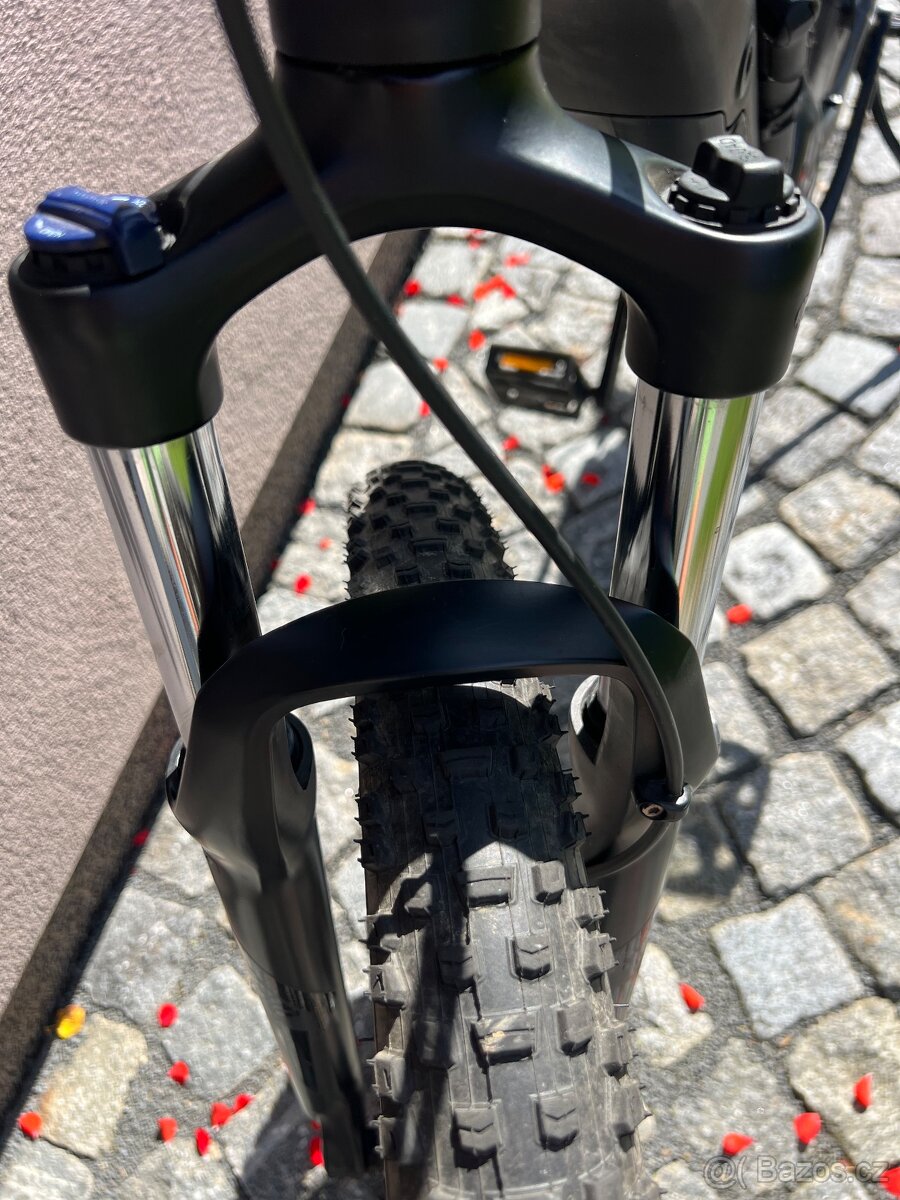Prodám elektrokolo Specialized Levo 29” - 13