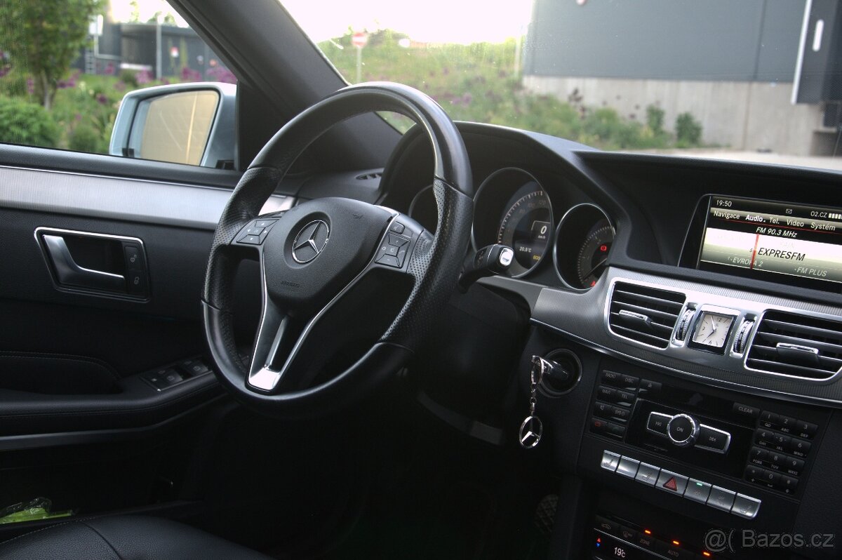 Mercedes-Benz, E-class, servisní historie, bez nehod - 13